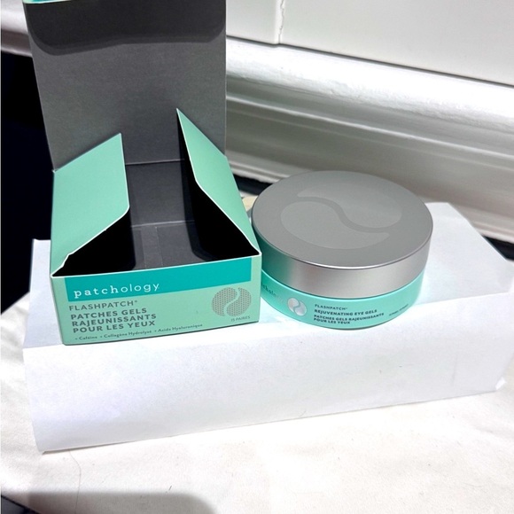 🌿 Innovative Soothing Rejuvenating Patchology FlashPatch Eye Gels - 15 Pairs - Picture 1 of 15